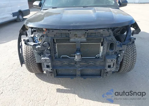 2020 Ford Police Interceptor z USA, uszkodzony, nr VIN 1FM5K8AW4LGC65531